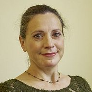 Porträtfoto Dr. Steffi Bergmann