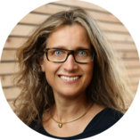 Porträtfoto Corinna Schonnebeck, Leitende Oberärztin Fachklinik Konraderhof Köln-Hürth