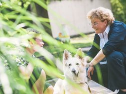 ADHS - Frau mit Hund