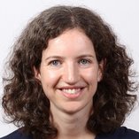 Porträtfoto Susanne Püschel, Oberberg Parkklinik Wiesbaden Schlangenbad