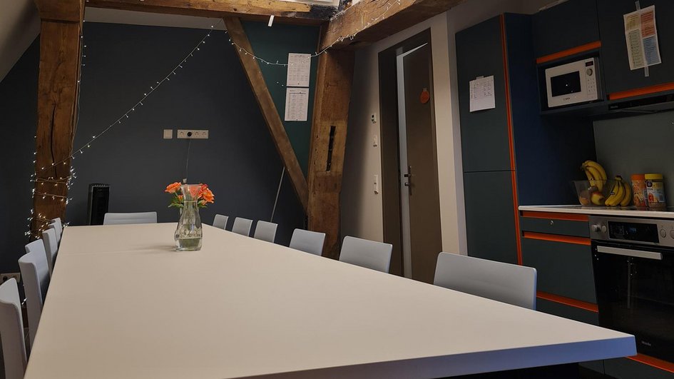 Aufenthalts- und Essenraum