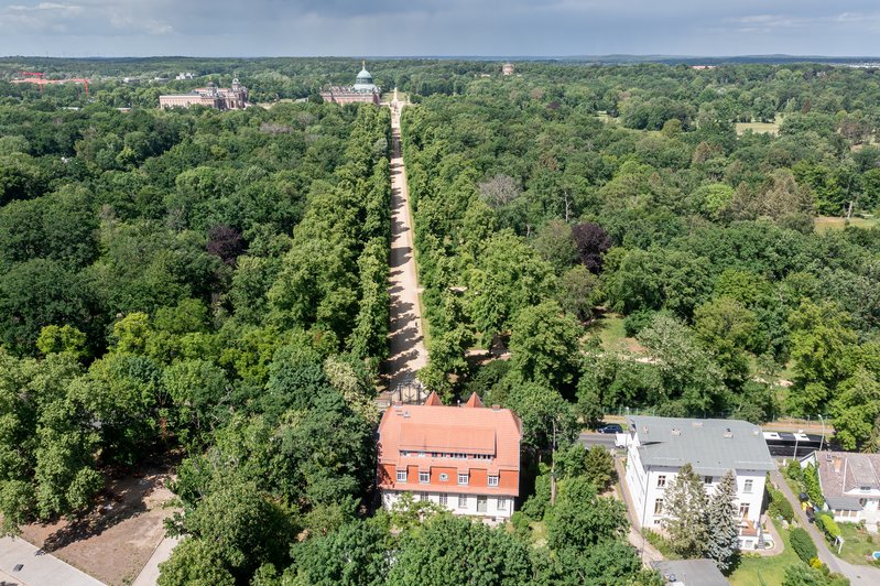 Tagesklinik Potsdam mit Park Sanssouci