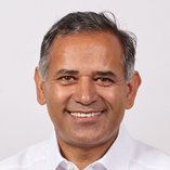 Porträtfoto Ram Bahadur Wübbena, Oberberg Parkklinik Wiesbaden Schlangenbad