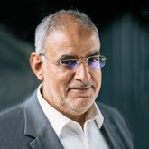 Porträtfoto Dr. med. Ahmad Bransi – Chefarzt Oberberg Fachklinik Weserbergland