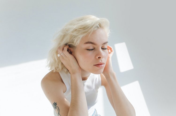 Ohrensausen Stress Psyche Tinnitus