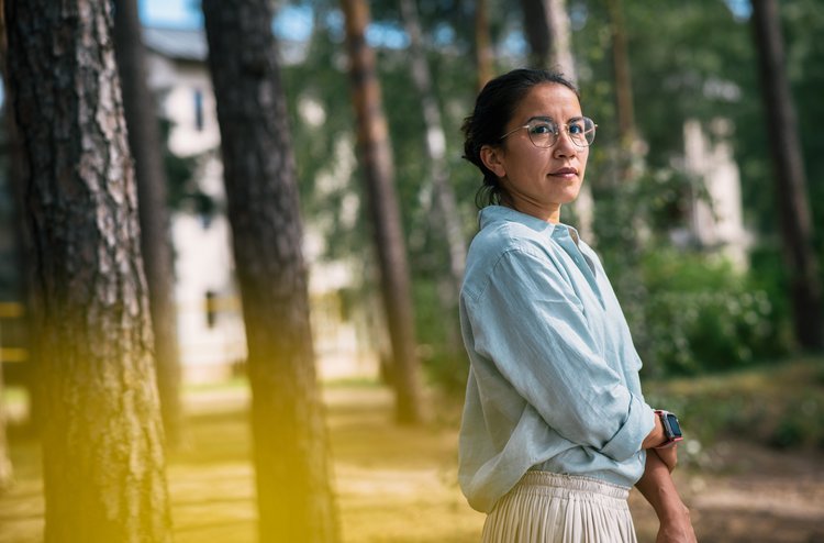 Psychose frau im wald